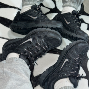 Giay Nike P-6000 Premium 'Triple Black' FQ8732-010