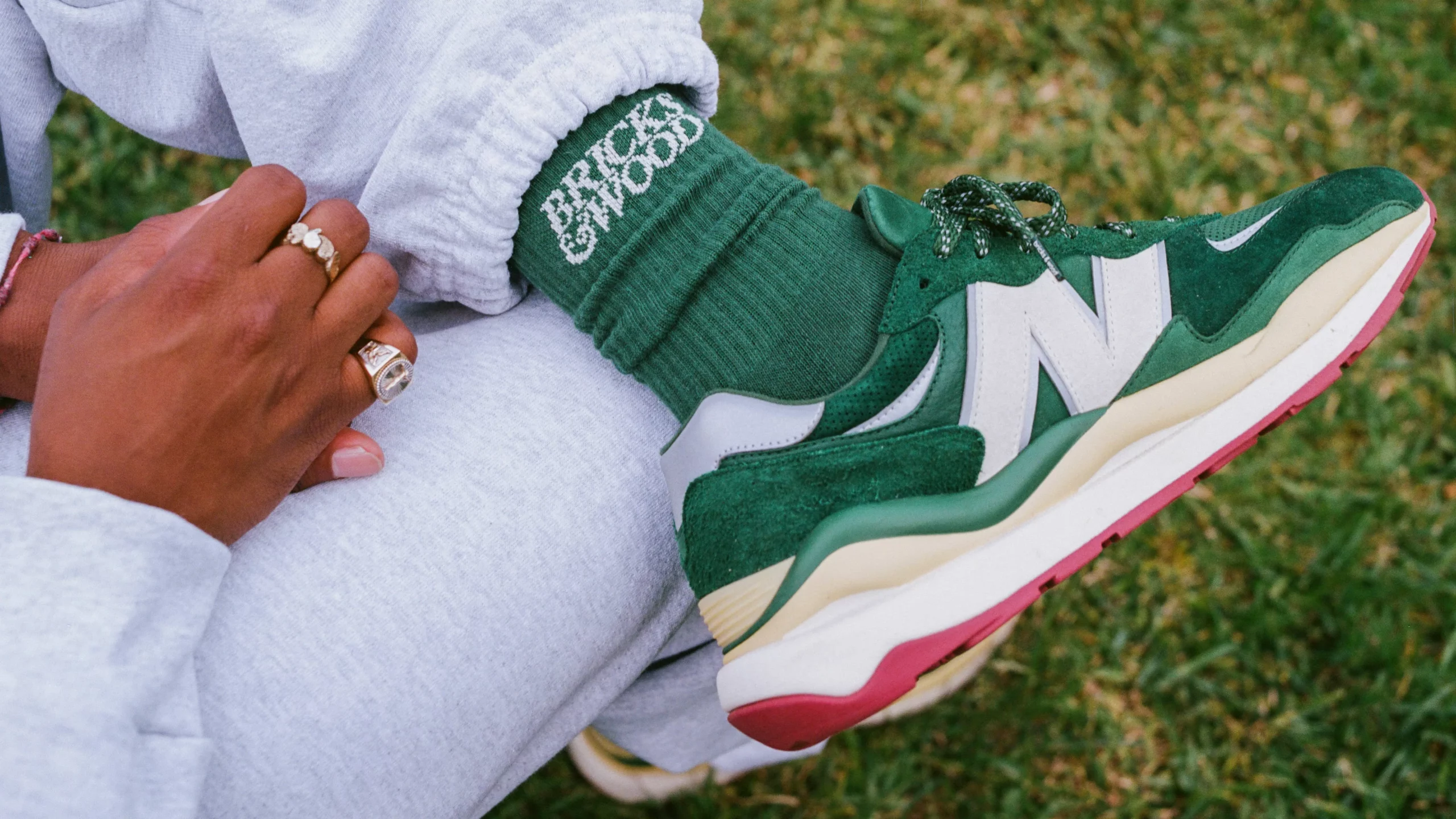 Hinh anh 5: Tat ca nhung dieu ban can biet ve dong giay New Balance 57/40