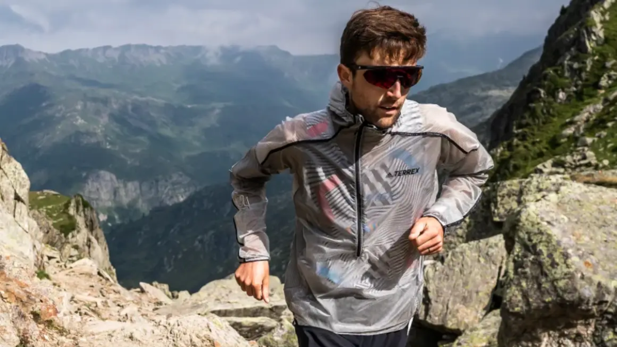 Nhung chiec ao khoac chay bo chong nuoc tot nhat nen mua