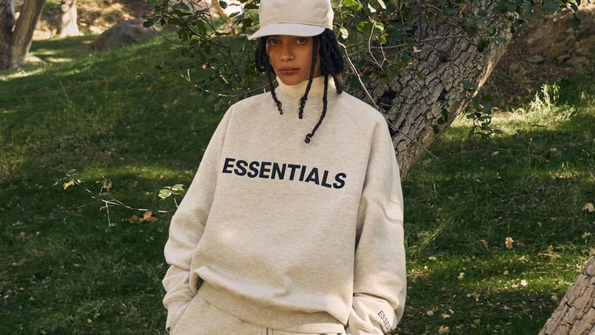 Huong dan chon size Fear of God ESSENTIALS chuan cho ban