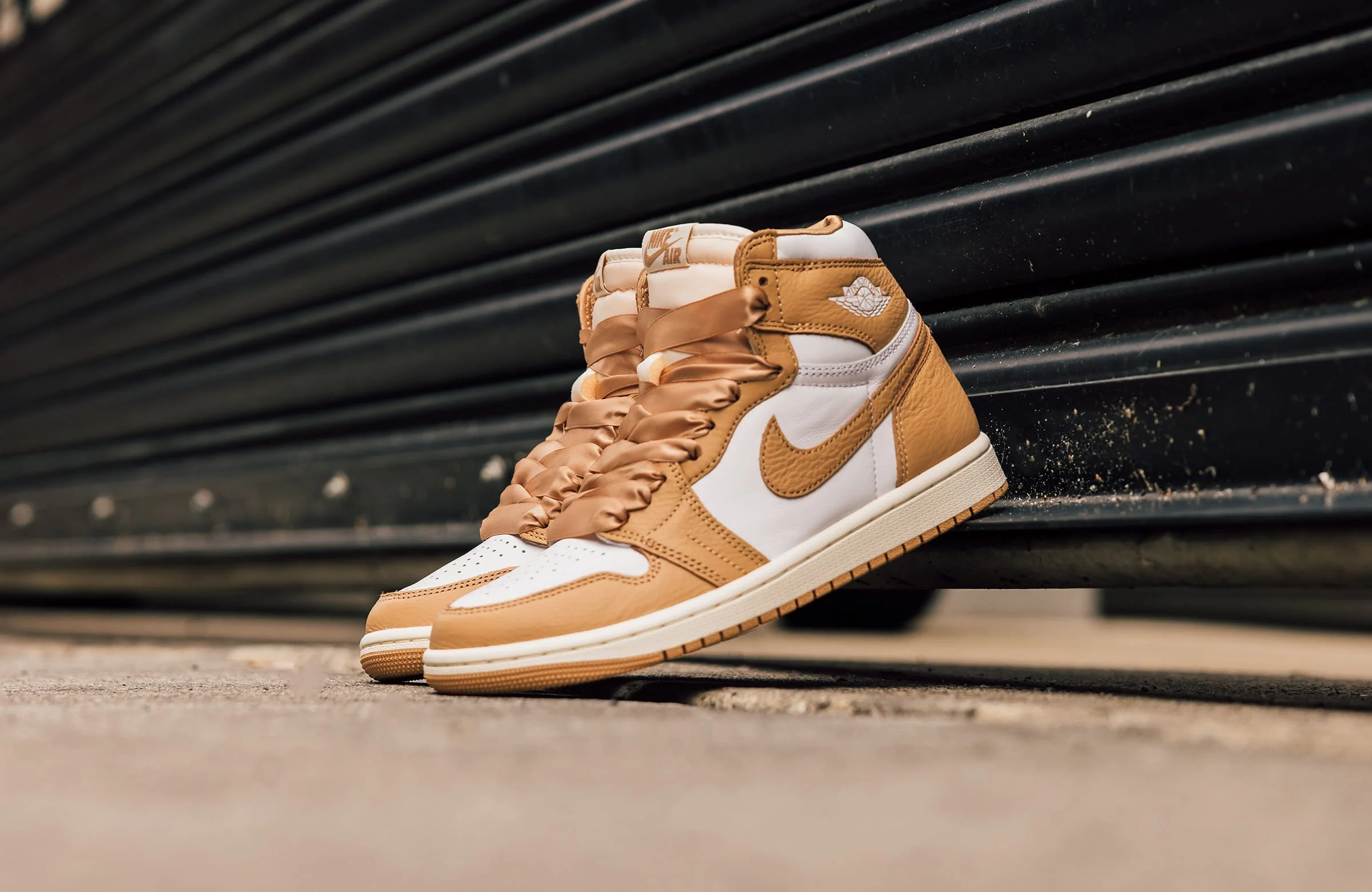 Hinh anh 4: Top 10 mau sneaker dang mua nhat mua thu 2023