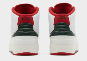 Giay Nike Air Jordan 2 Retro 'Italy' DR8884-101