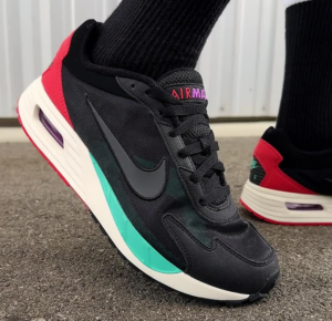 Giay Nike Air Max Solo 'White Black' DX3666-001