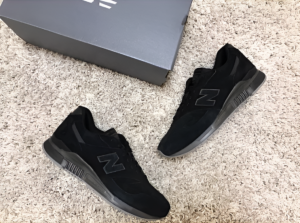 Giay New Balance 840 'Black' ML840AE