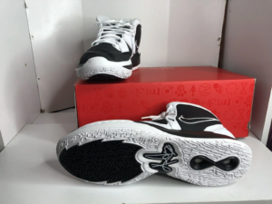 Giay Nike Kyrie Infinity TB 'Black White' DO9616-002