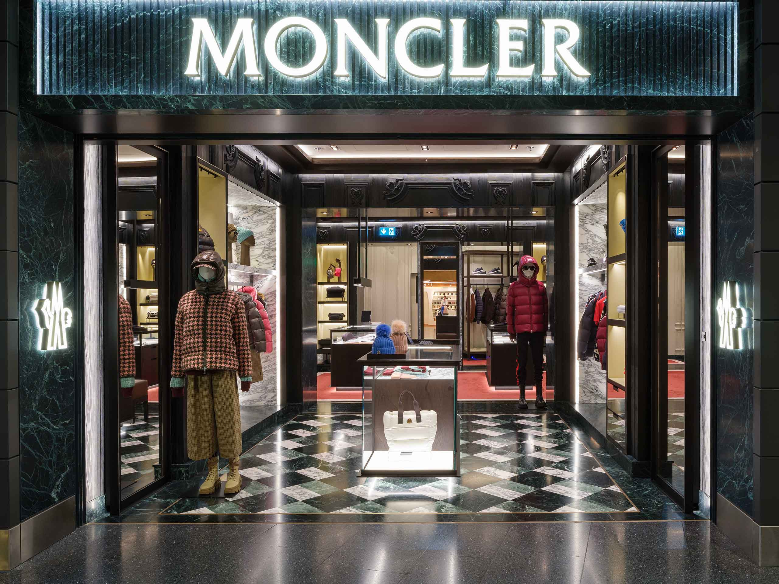 Hinh anh 4: Moncler - Su ket hop hoan hao giua thoi trang va chat luong