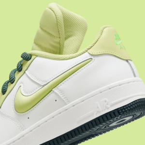 Giay Nike Air Force 1 Low GS 'Padded Tongue' FB7402-100