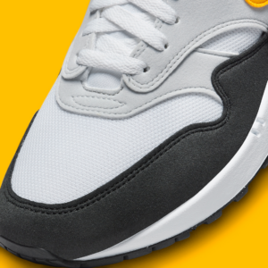 Giay Nike Air Max 1 'White University Gold' FD9082-104