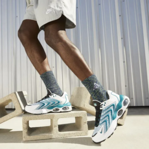 Giay Nike Air Max TW 'White Teal Black' DQ3984-103