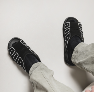 Dep Nike Air More Uptempo Slide OG ‘Black White’ FD5983-001