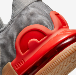 Giay Nike Air Max Alpha Trainer 5 'Crimson Gum' DM0829-006