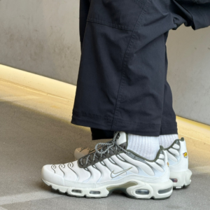 Giay Nike Air Max Plus 'Phantom' FB9722-001