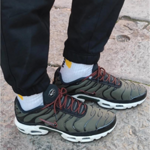 Giay Nike Air Max Plus 'Cargo Khaki Phantom' FB9722-300