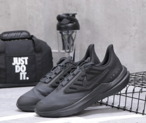 Giay Nike Air Winflo 9 Shield 'Triple Black' DM1106-007