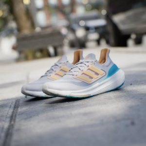 Giay Adidas Ultraboost Light 'Dash Grey' IE1758