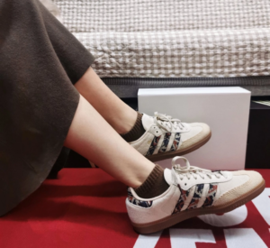 Giay Adidas x END. Samba Consortium Cup 'Ecru Tint' IE0167