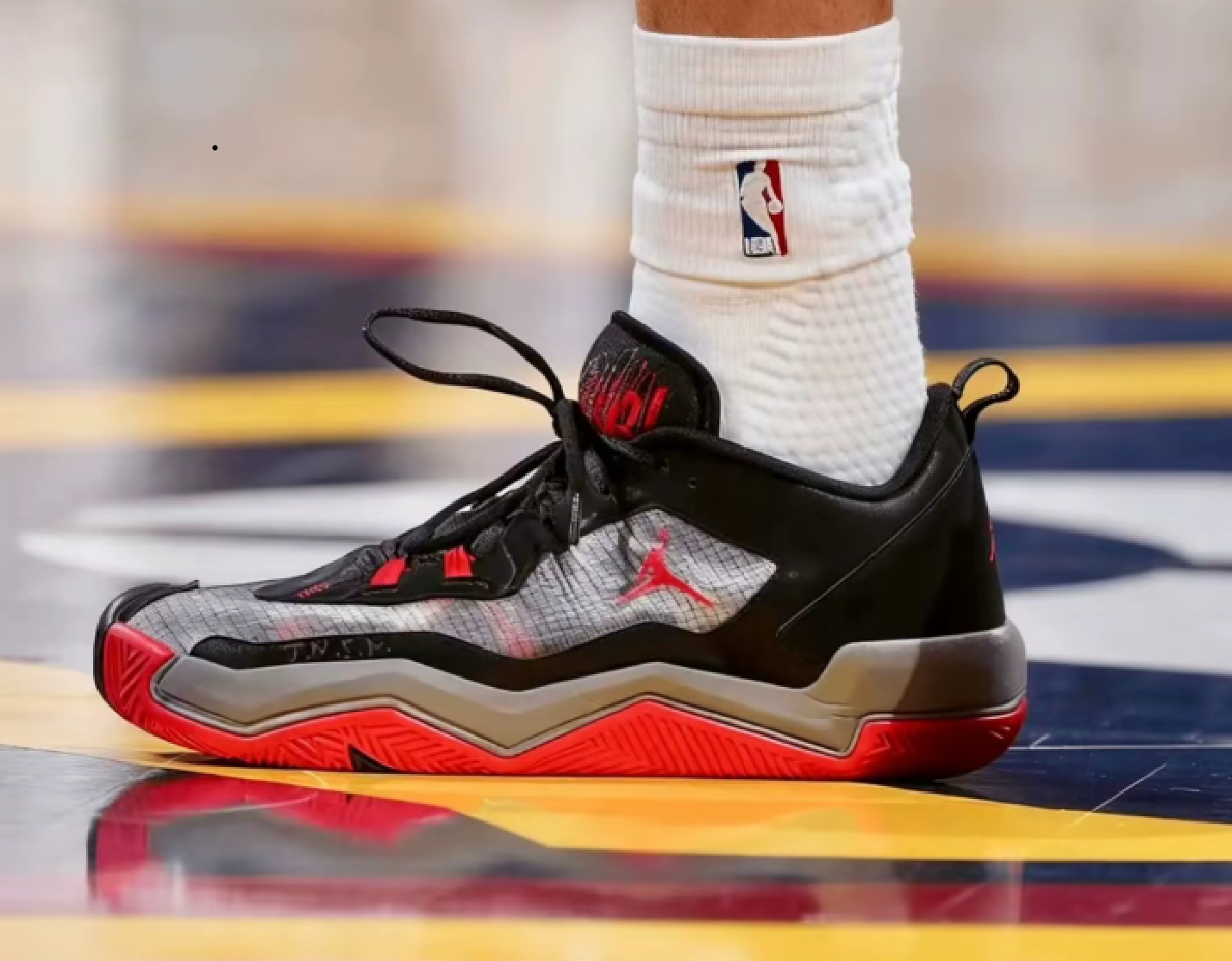 Alternative view of Giày Nike Air Jordan One Take 4 'Bred' DO7192-061