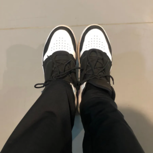 Giay Nike Air Jordan Fadeaway 'Black White' AO1329-035