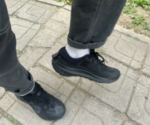 Giay Nike ACG Mountain Fly 2 'Low Triple Black' DV7903-002