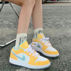 Giay Nike Air Jordan 1 'Recycled Grind' DX4375-800