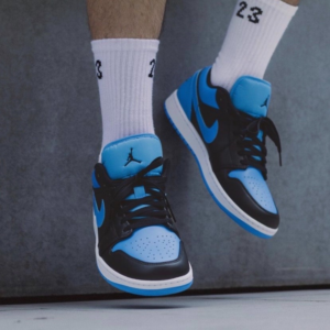 Giay Nike Air Jordan 1 Low GS 'University Blue' 553560-041