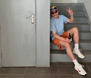 Giay Nike Reax 8 TR Mesh 'Sail Mystic Red' 621716-100