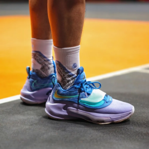 Giay Nike Zoom Freak 3 EP 'Freezing Time' DA0695-401