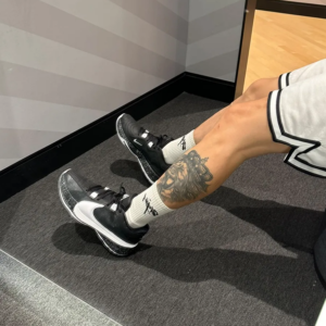 Giay Nike Zoom Freak 5 'Black White' DX4996-003