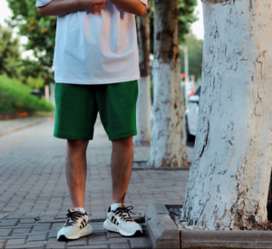 Giay Adidas Hi Tail 'Off White Cream Yellow' H05767