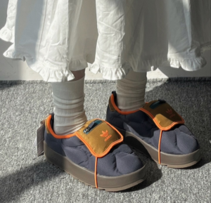 Giay Adidas Originals Puffylette 'Navy' IF3956