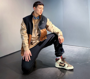 Giay Nike Dunk High SE 'Baroque Brown' FB8892-200