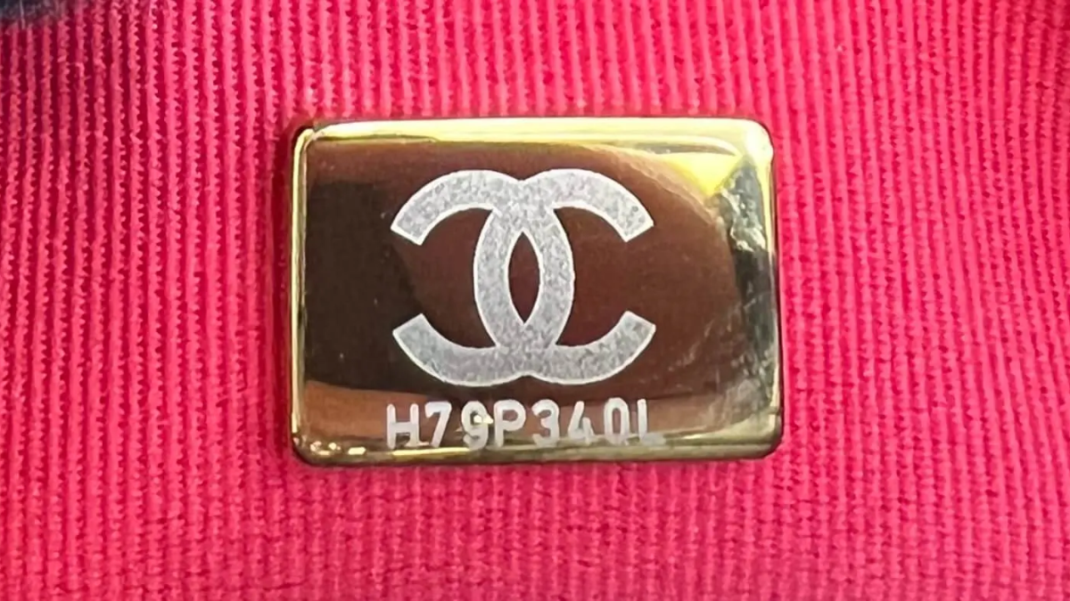 Hinh anh 8: Tui xach Chanel: Moi dieu ban can biet ve date stamp