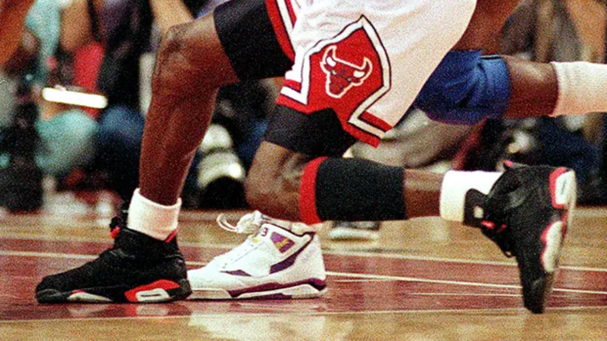 Hinh anh 4: Nhung doi sneaker tuyet nhat tai NBA Final tu nam 1987 (Phan 1)