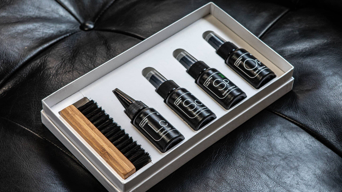 Nghệ thuật "trẻ hóa" đôi giày của bạn với Sneaker LAB Hinh anh 1: Nghe thuat "tre hoa" doi giay cua ban voi Sneaker LAB