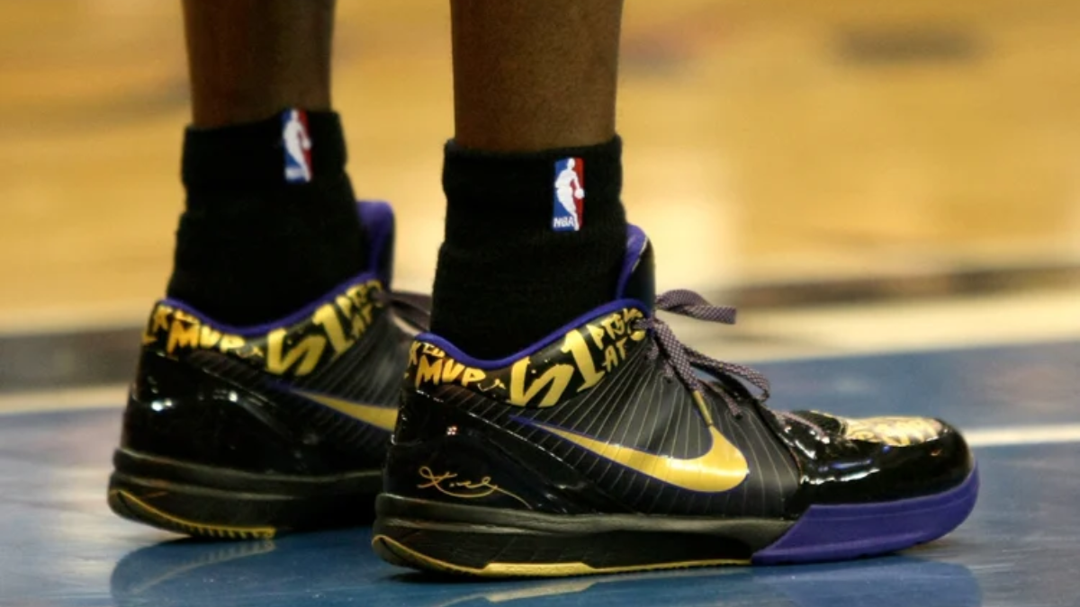 Nhung doi sneaker tuyet nhat tai NBA Final tu nam 1987 (Phan 2)