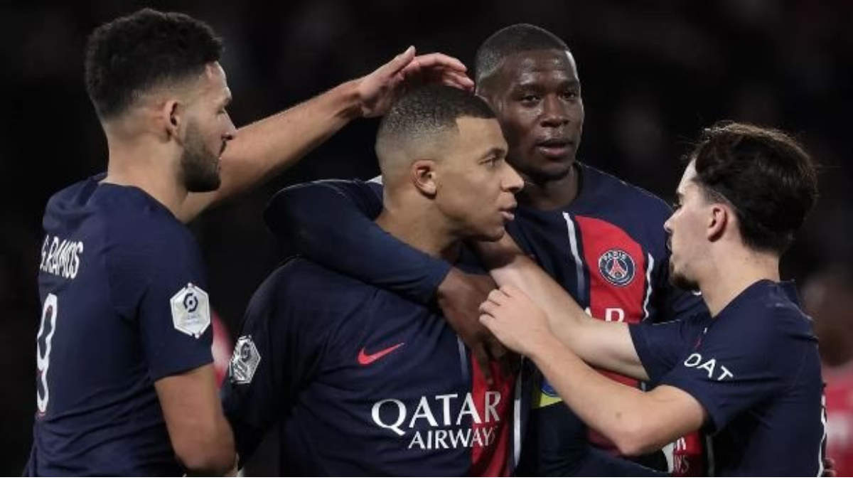 Hinh anh 2: Top 12 chiec ao dau PSG dep nhat moi thoi dai (Phan 1)