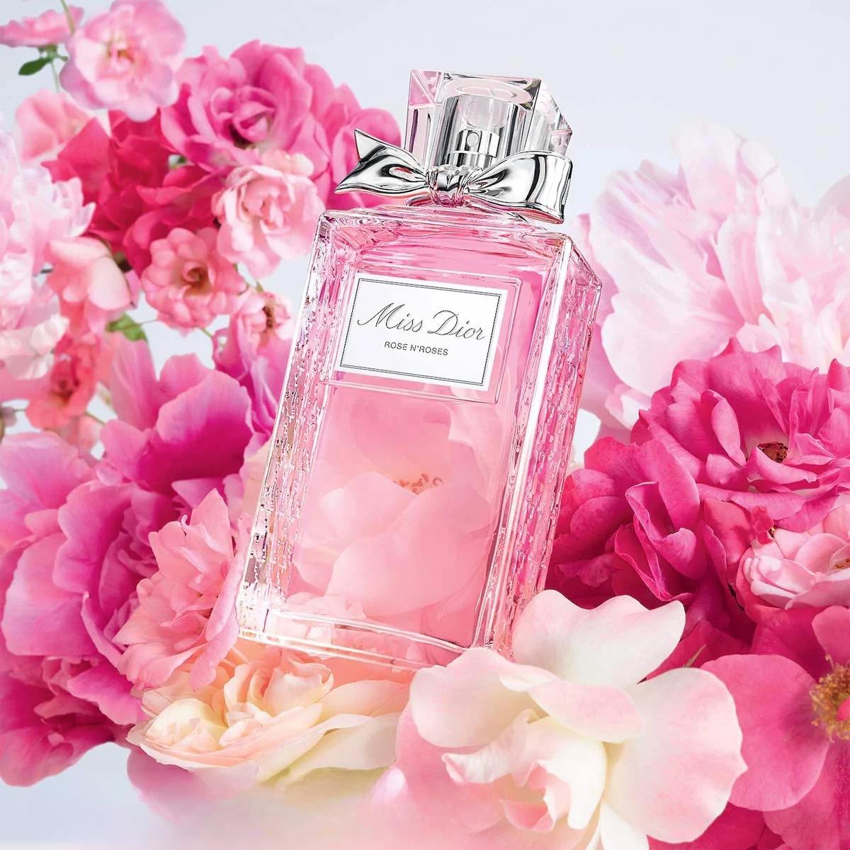 Top 9 chai nước hoa quyết rũ nhất dành cho các cô gái của Dior Hinh anh 8: Top 9 chai nuoc hoa quyet ru nhat danh cho cac co gai cua Dior