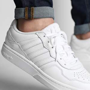 Giay Adidas Courtic 'Cloud White' GY3589