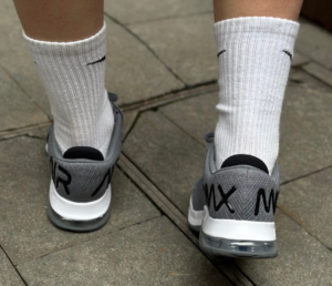 Giay Nike Air Max Alpha Trainer 4 'Cool Grey' CW3396-001