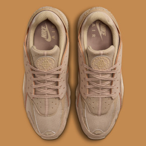 Giay Nike Air Huarache Runner 'Wheat Gold' DZ3306-200