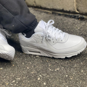 Giay Nike Air Max 90 LTR 'Triple White' CZ5594-100