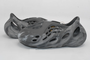 Dep Yeezy Foam Runner 'MX Granite' IE4931