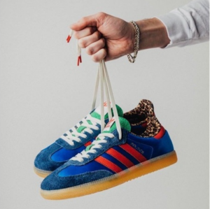 Giay Adidas x Sneaker Politics Samba Consortium 'Blue Bird' IE0173