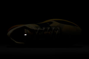 Giay Nike Lunar Roam 'Alabaster' DV2440-700