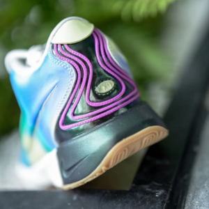 Giay Nike LeBron 21 GS 'New Age Of Sport' FN4305-900