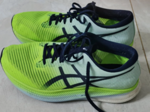 Giay Asics Metaspeed 'Hazard Green' 1011B215-301