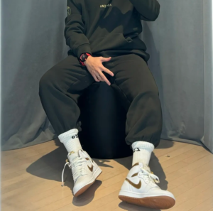 Giay Nike Jordan 1 Retro High OG 'Metallic Gold' FD2596-107