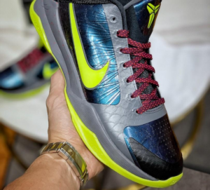 Giay Nike Kobe 5 Protro '2K Gamer Exclusive' CD4991-001