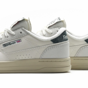 Giay Reebok LT Court 'Chalk' GV6933