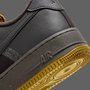 Giay Nike Air Force 1 'Winterized Grey Yellow' FB8877-200